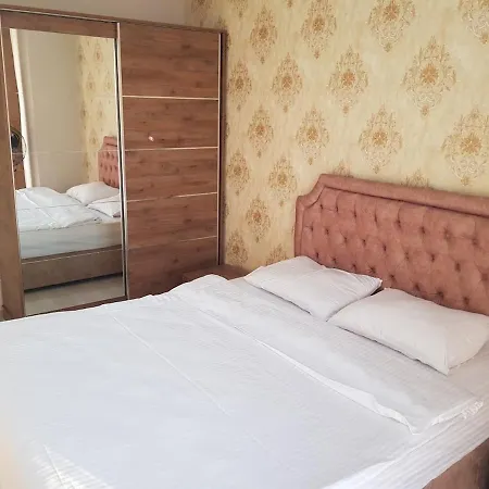 Apartment Express 2472 *