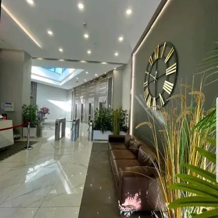 Express 2472 Apartment